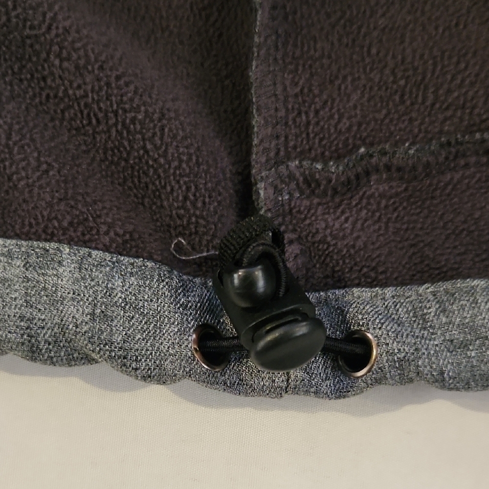 Men's Classic Gray Zip-Up Jacket - Picture 6 of 6